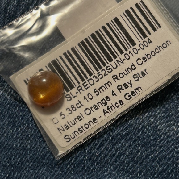 Golden Spherical Accessory - Picture 3 of 3